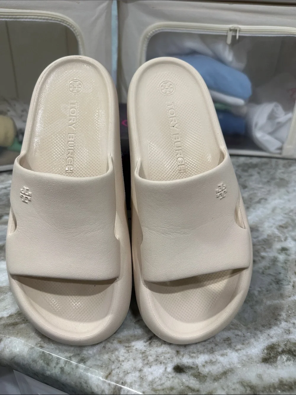 Authentic Tory Burch French Pearl Slide Sandals in Cream size 9